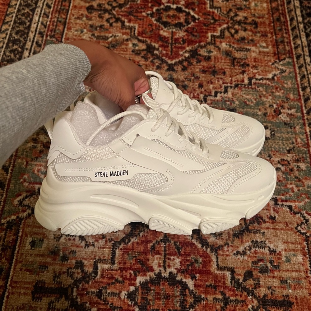 Steve Madden Possession Platform Sneakers